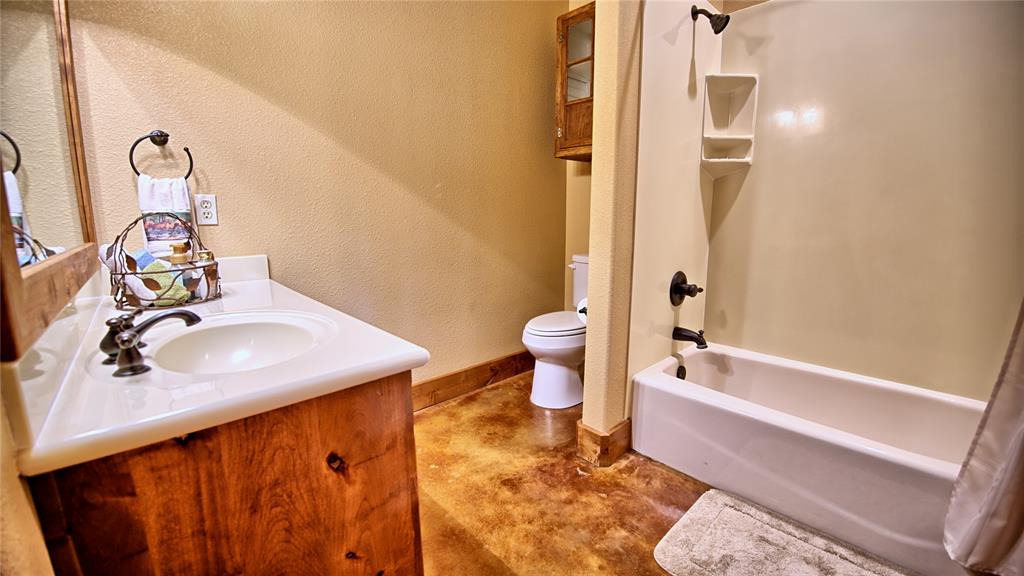 4509 Lazy E Road Property Photo 15