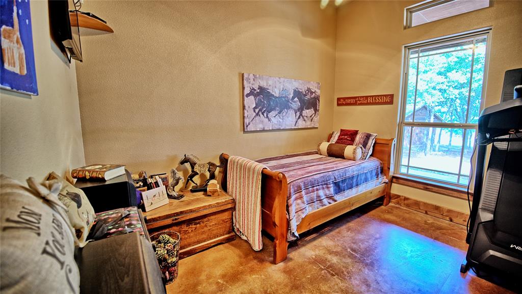 4509 Lazy E Road Property Photo 17
