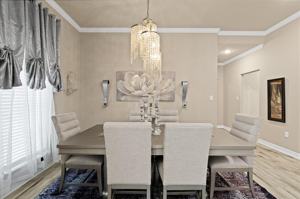 168 Stonegate Property Photo 8