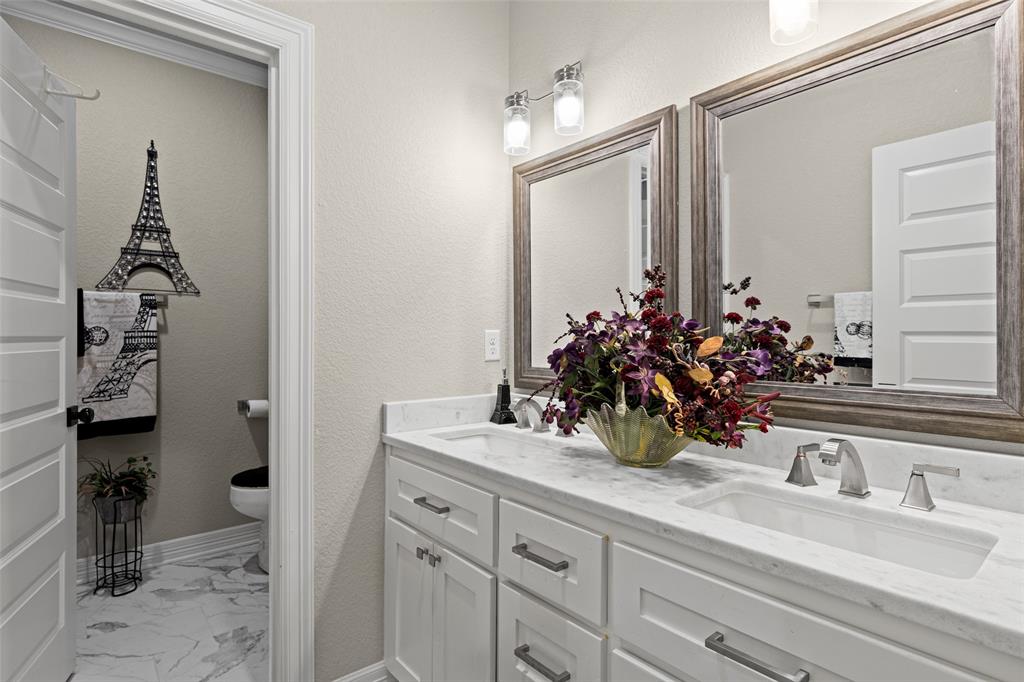 168 Stonegate Property Photo 12