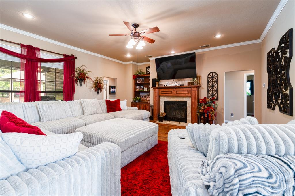 2457 Us Highway 83 84 Property Photo 10