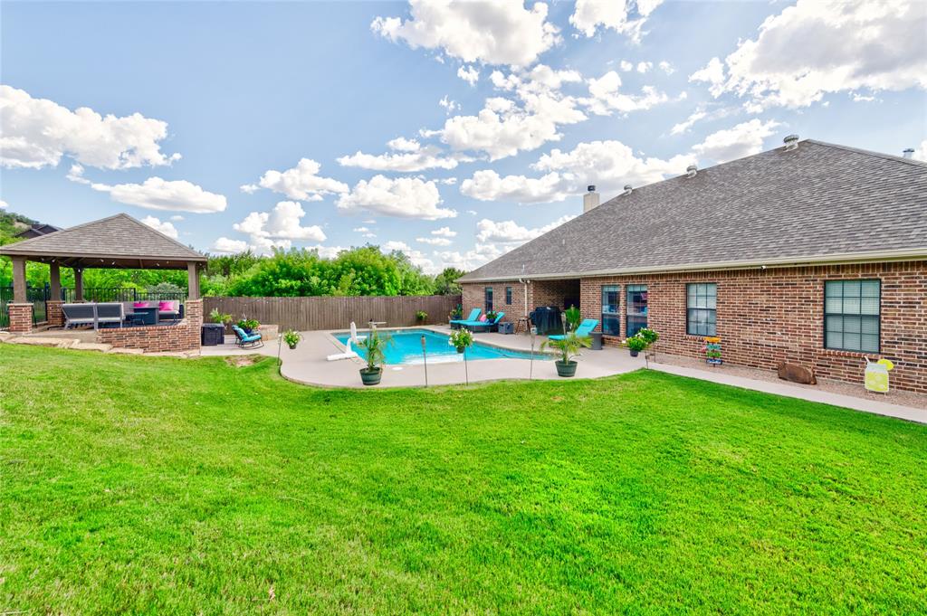 2457 Us Highway 83 84 Property Photo 37