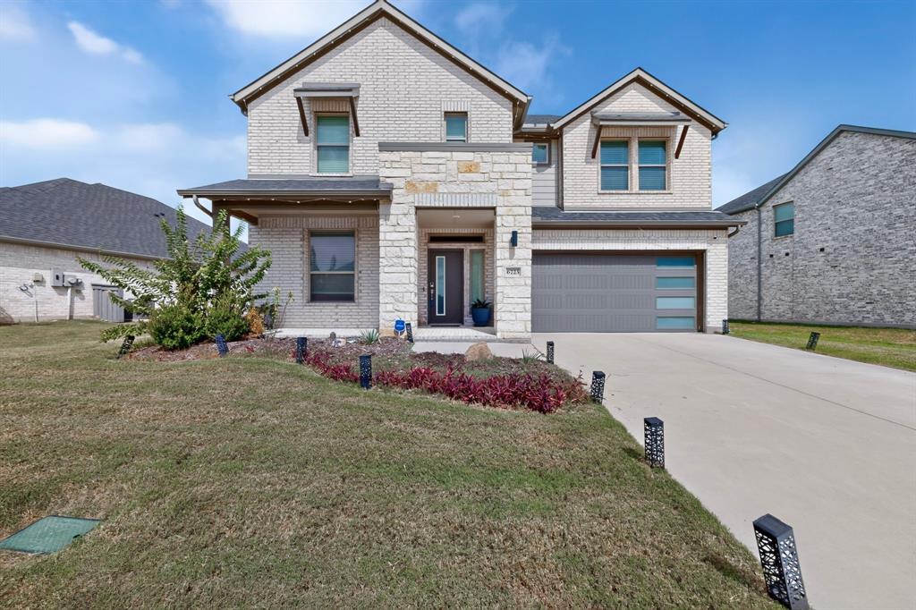 6725 Aster Drive Property Photo 2