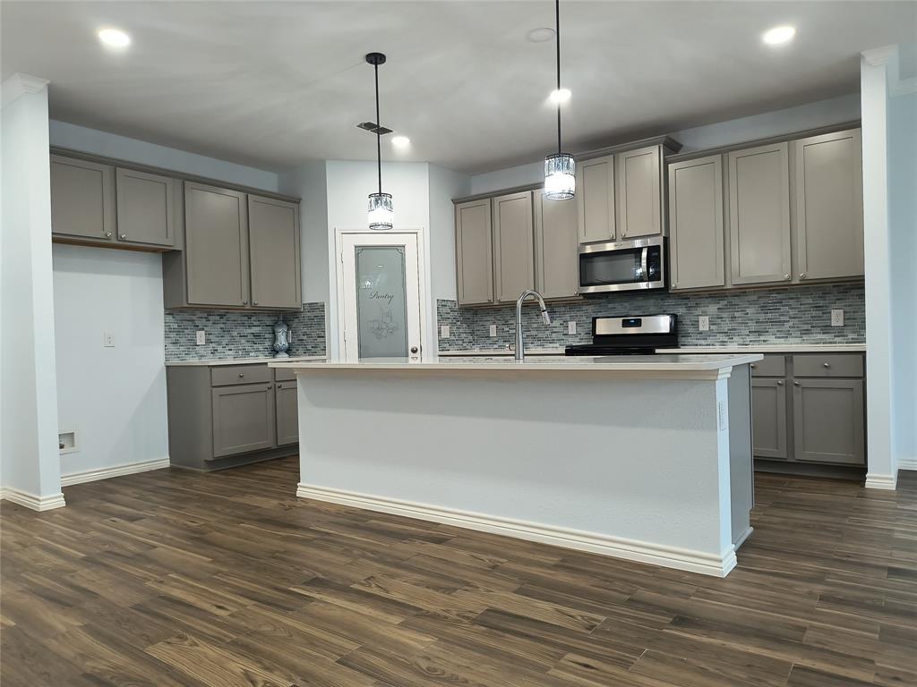 4128 Down Rush Drive Property Photo 10