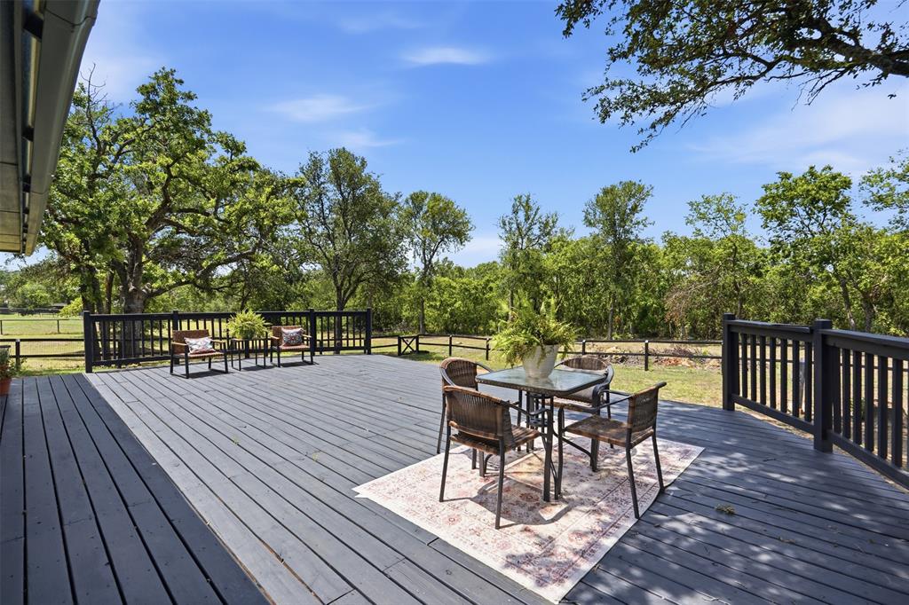 986 Eagles Way Property Photo 31
