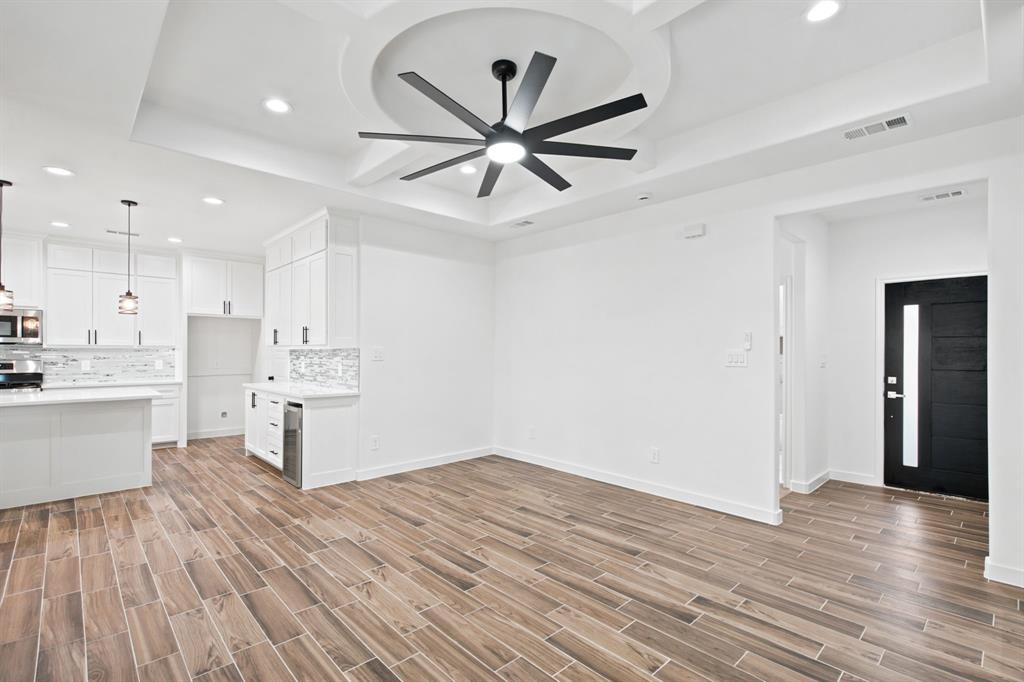 1038 Barton Avenue Property Photo 9