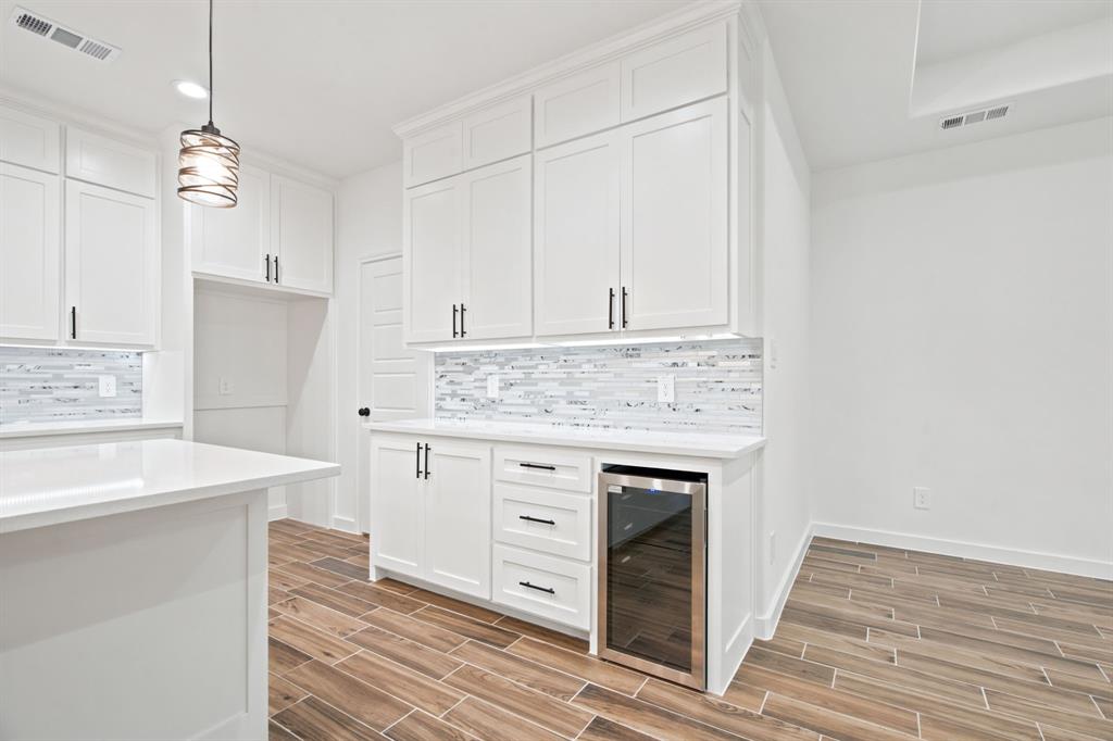 1038 Barton Avenue Property Photo 16