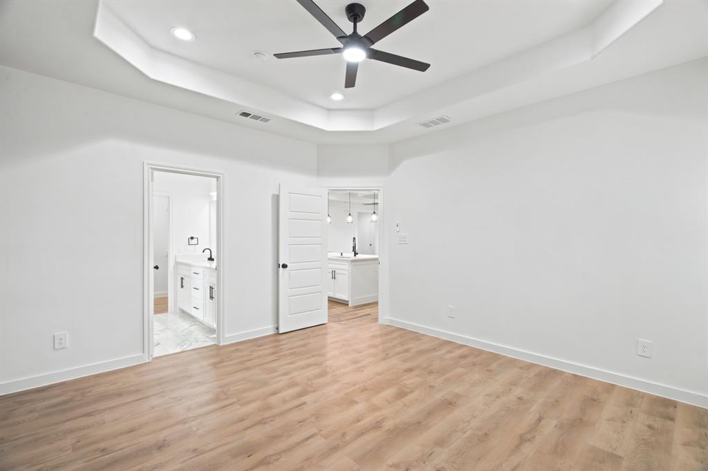 1038 Barton Avenue Property Photo 22