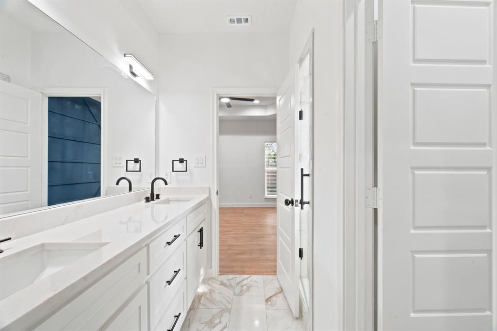 1038 Barton Avenue Property Photo 24