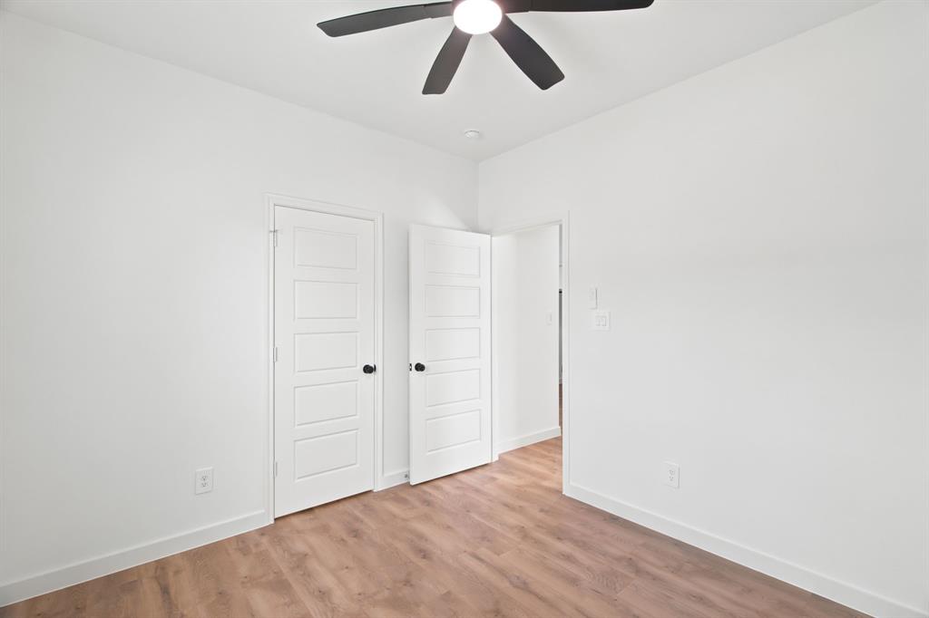 1038 Barton Avenue Property Photo 31