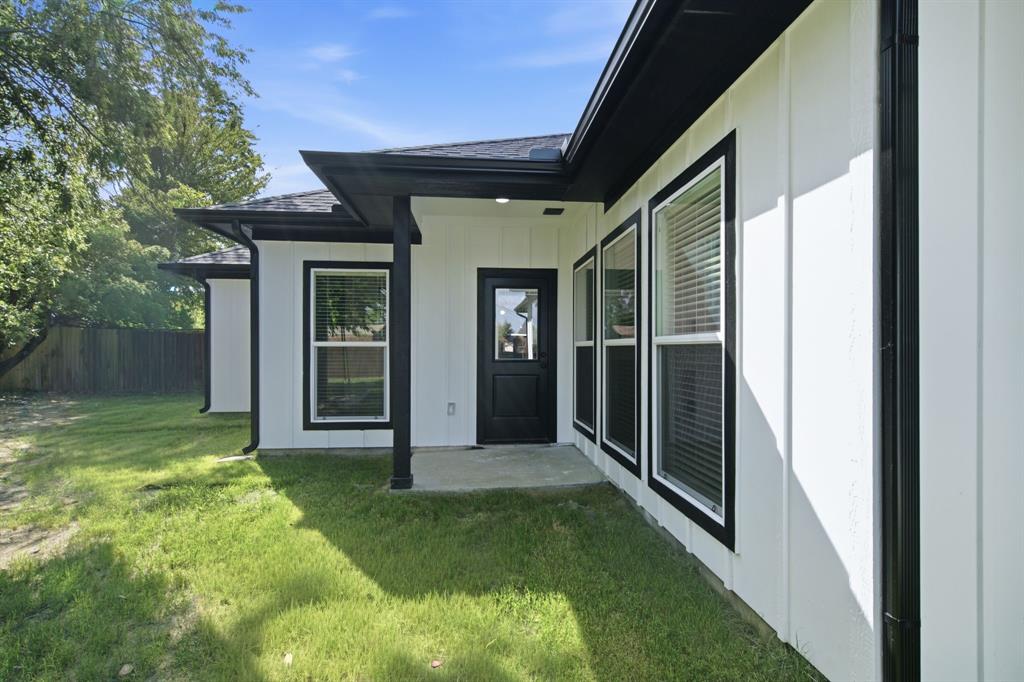 1038 Barton Avenue Property Photo 37