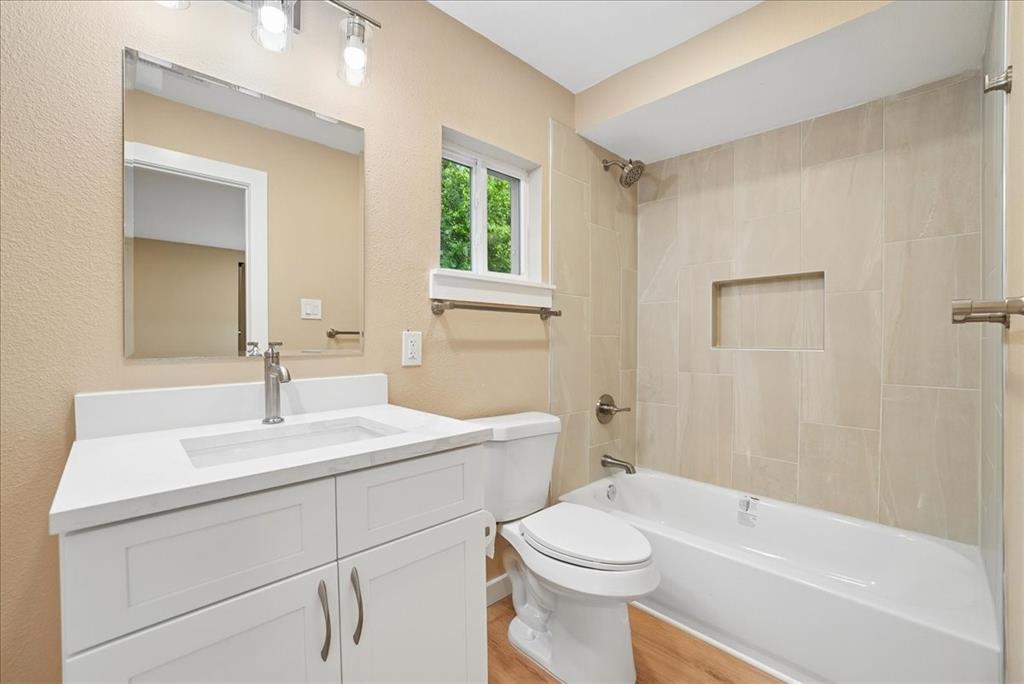 116 Opal Street Property Photo 10