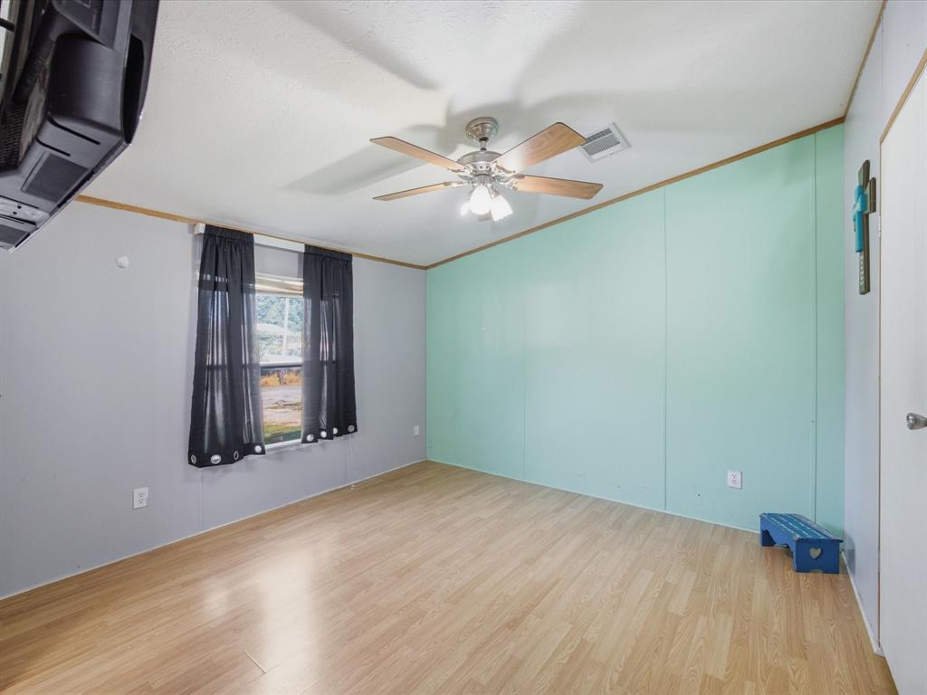 106 Hemphill Street Property Photo 16