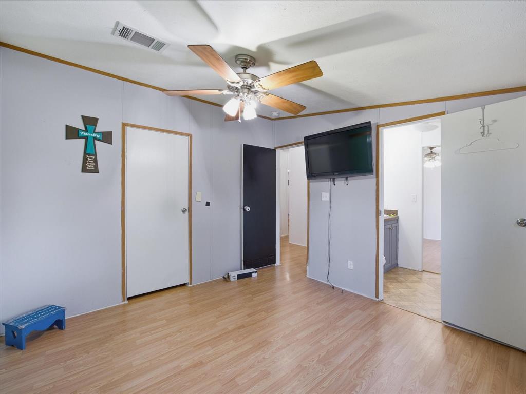 106 Hemphill Street Property Photo 17