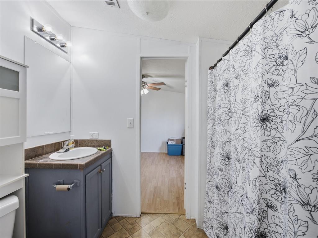 106 Hemphill Street Property Photo 18