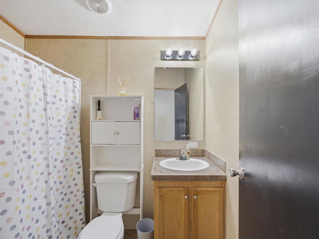 106 Hemphill Street Property Photo 22