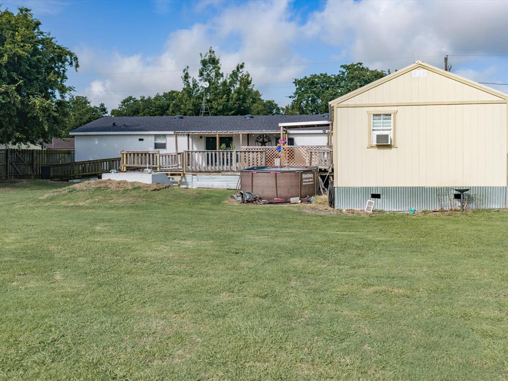 106 Hemphill Street Property Photo 32