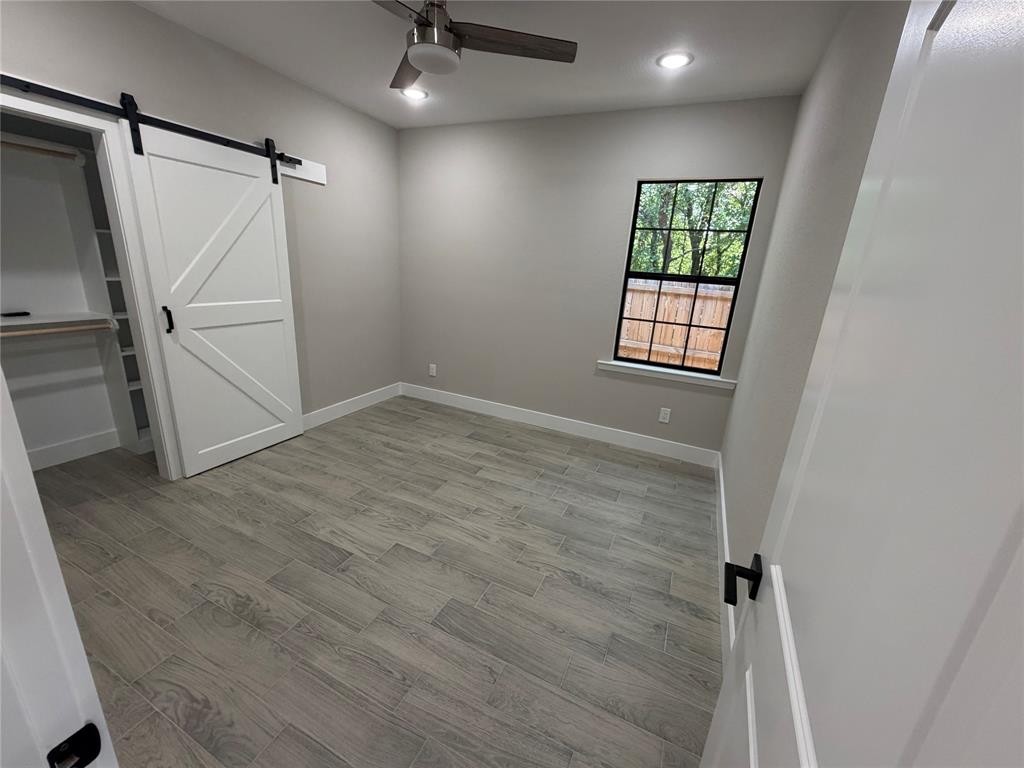3025 Red Oak Drive Property Photo 16
