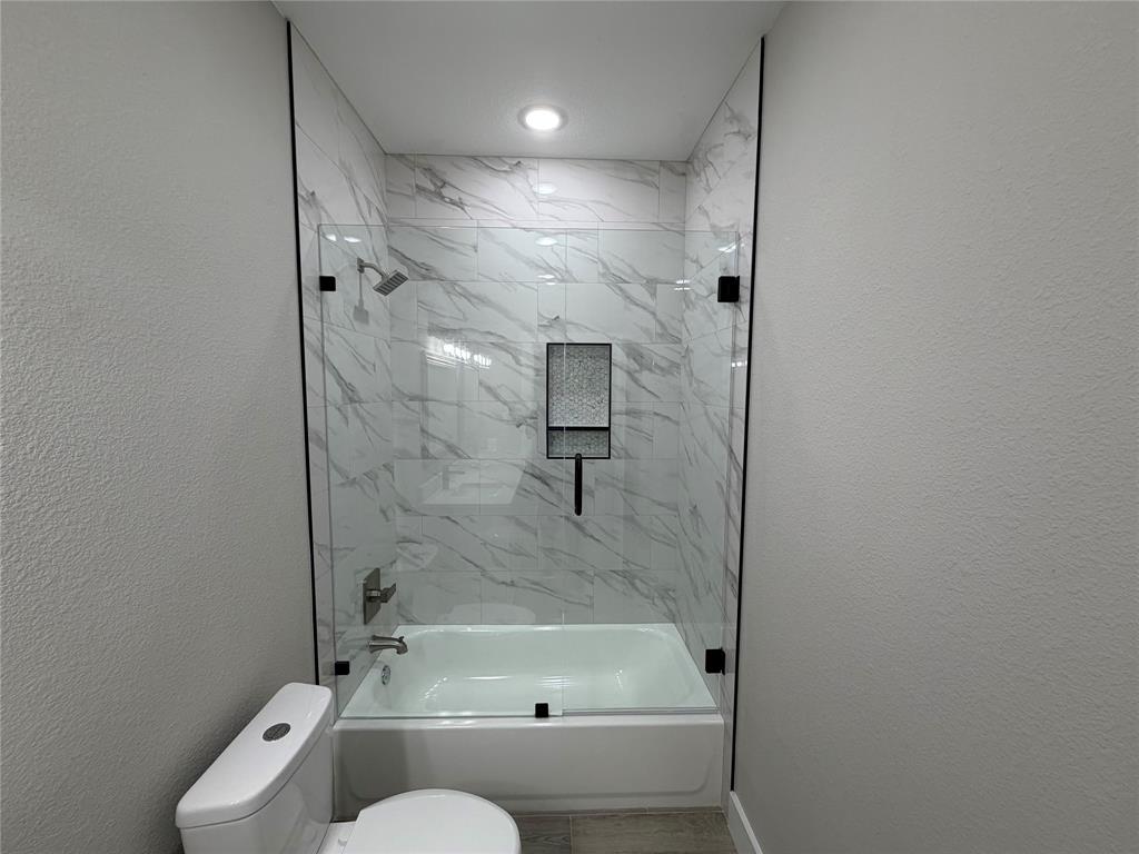 3025 Red Oak Drive Property Photo 18
