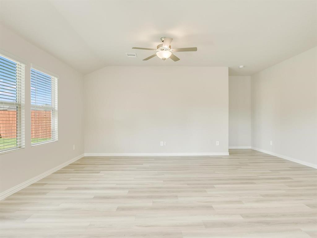 2305 Bellatrix Drive Property Photo 3