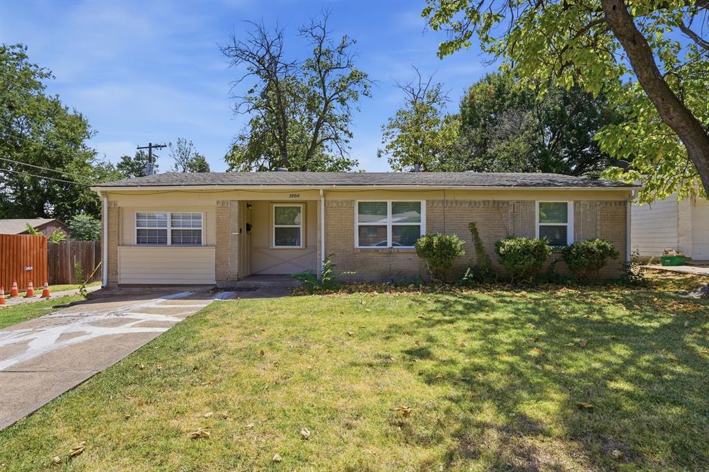 3004 Albany Drive Property Photo 1
