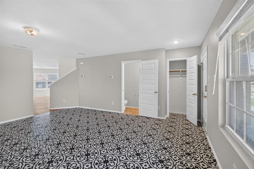 6341 Bollard Drive Property Photo 5