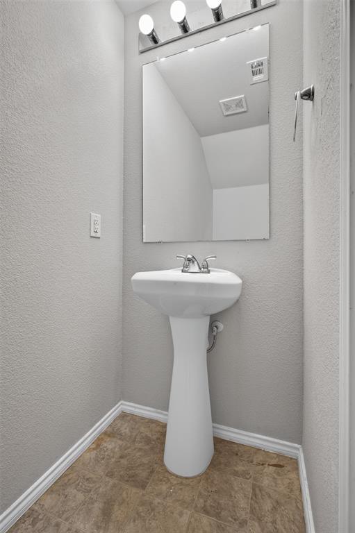 6341 Bollard Drive Property Photo 6