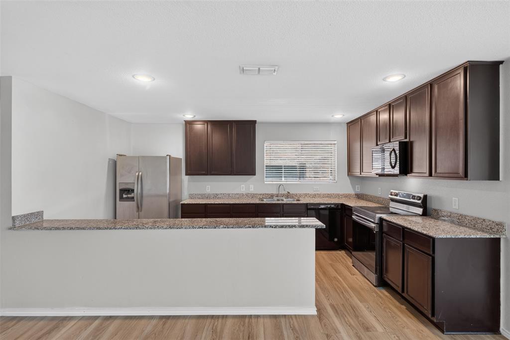 6341 Bollard Drive Property Photo 8