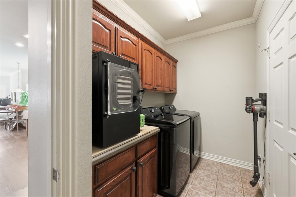 313 Ithaca Drive Property Photo 11