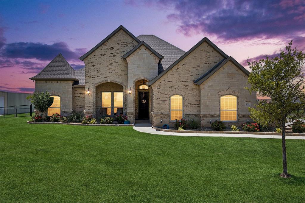 135 Stanford Lane