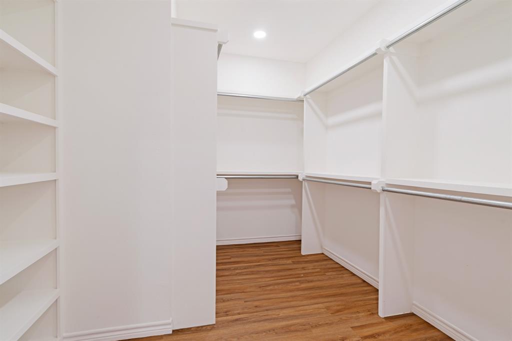 705 Daniel Street Property Photo 14