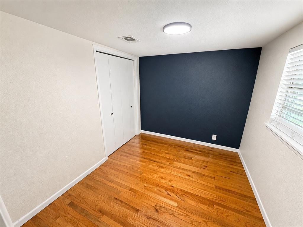 2015 Avon Drive Property Photo 9