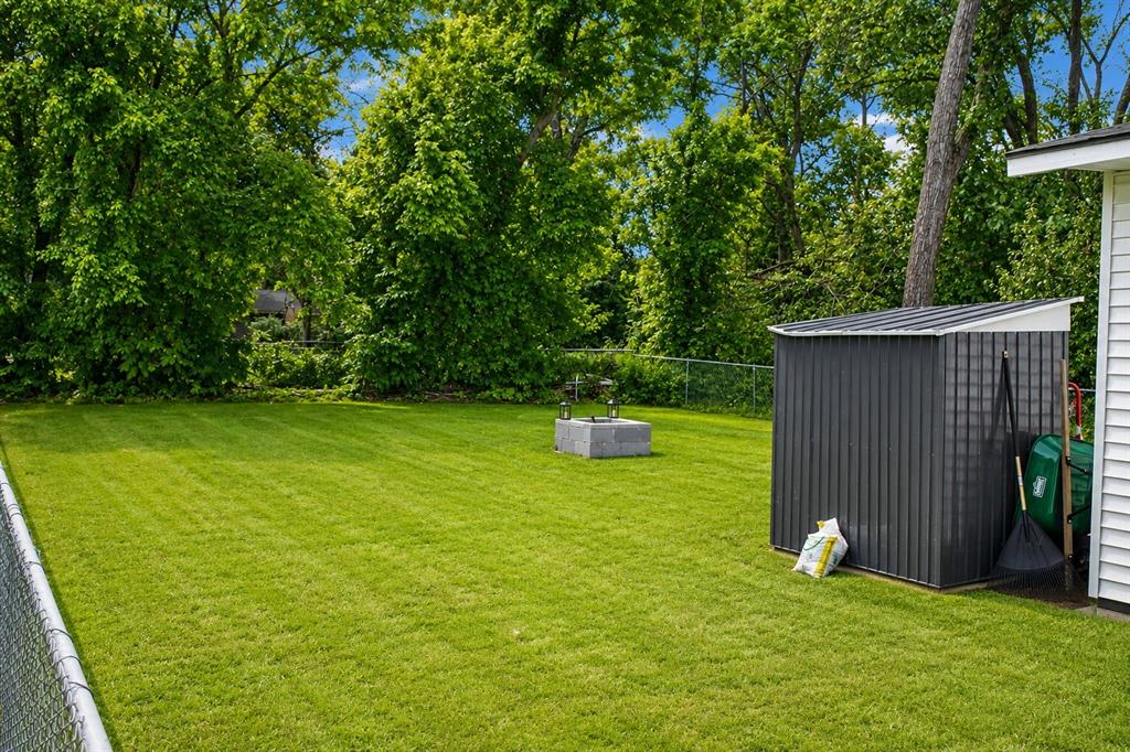 2015 Avon Drive Property Photo 17