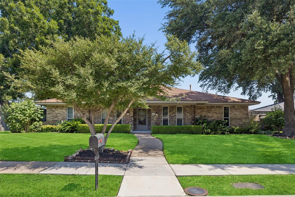 2829 Teakwood Lane Property Photo 1