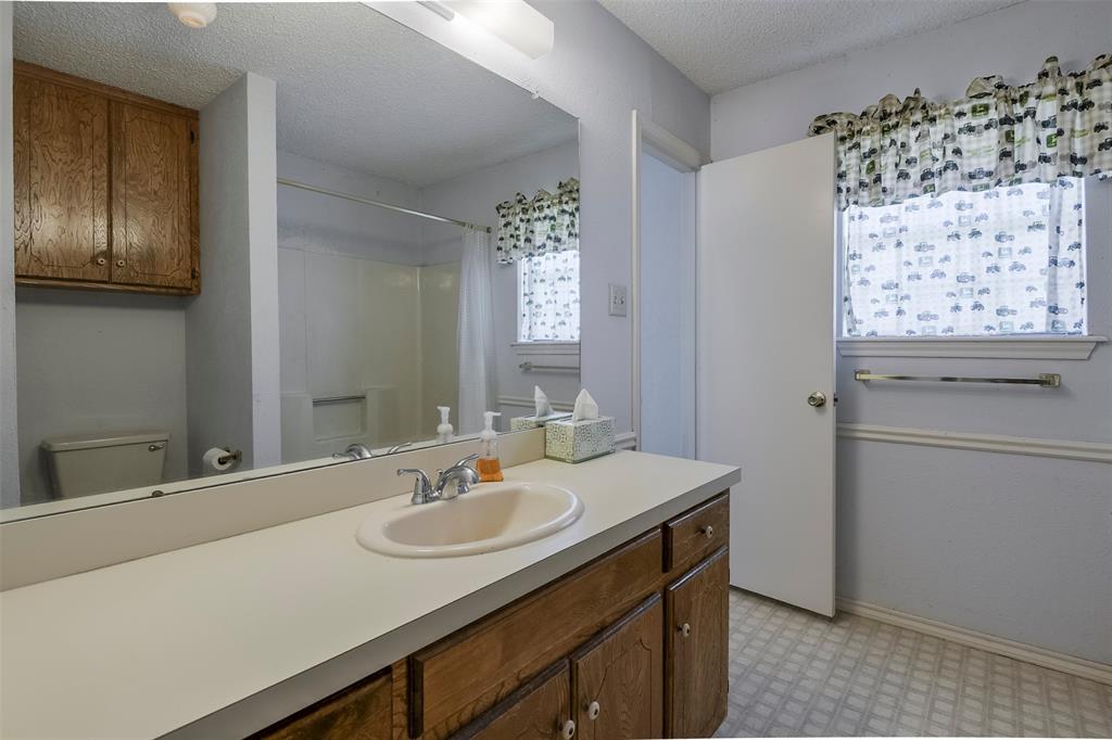 301 Vinyard Drive Property Photo 15