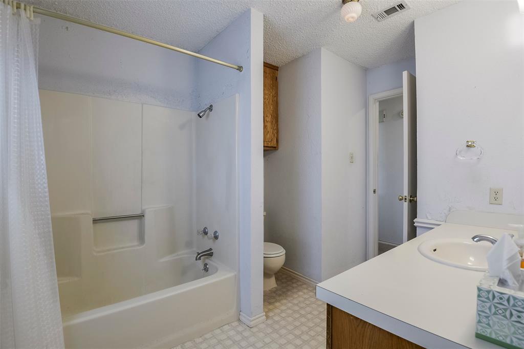 301 Vinyard Drive Property Photo 20