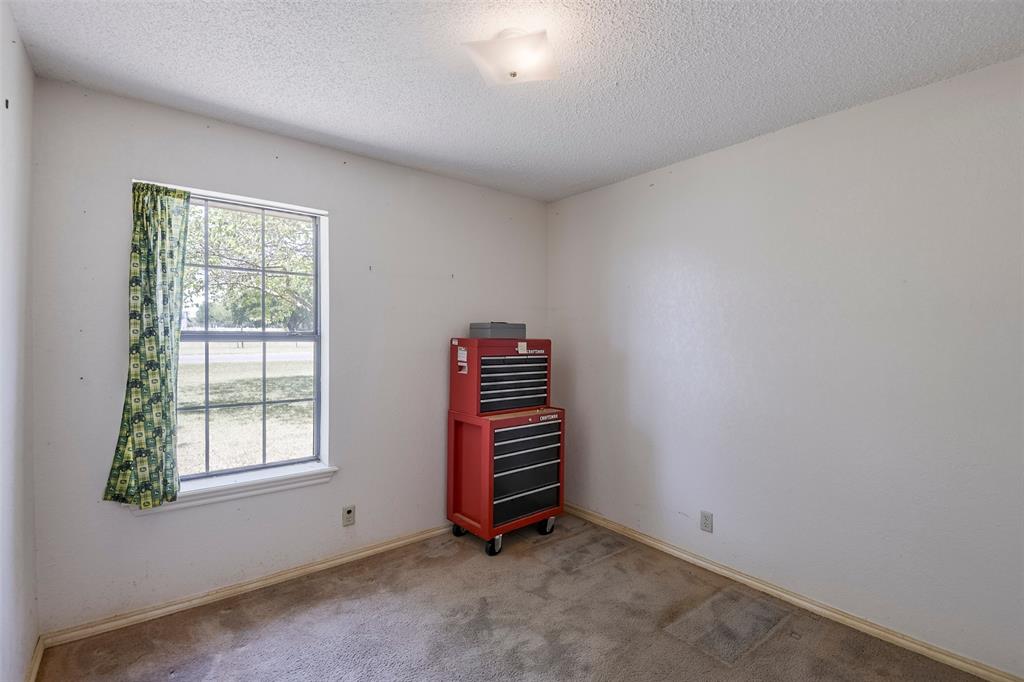 301 Vinyard Drive Property Photo 21