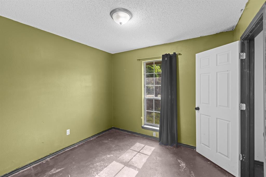 235 Hickory Street Property Photo 19