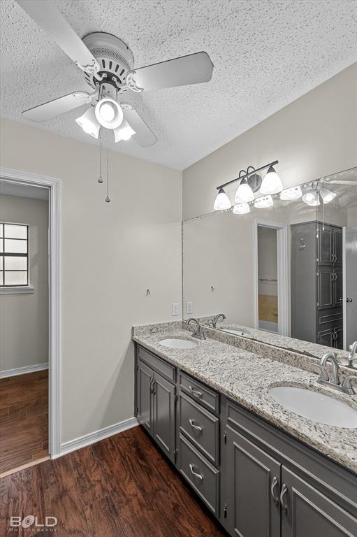 10020 Trailridge Drive Property Photo 14