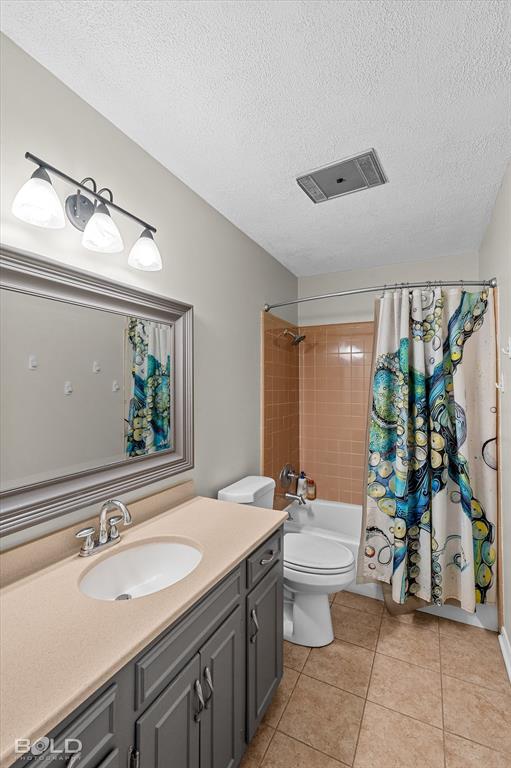 10020 Trailridge Drive Property Photo 16
