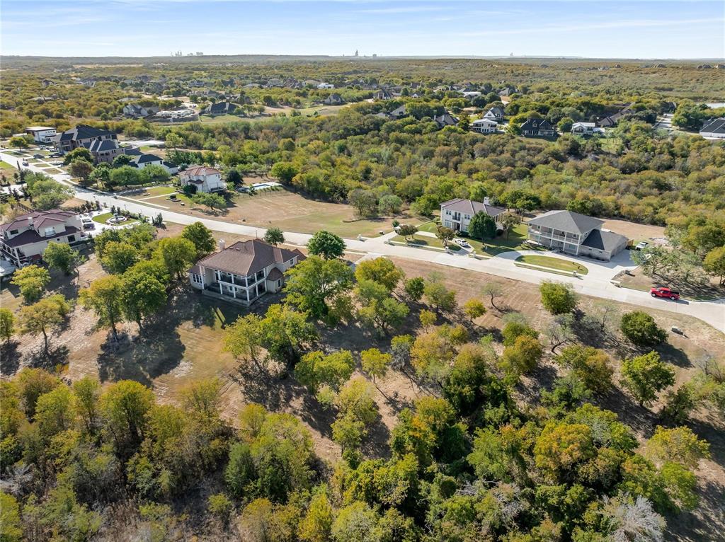 1123 Mallard Pointe Drive Property Photo 9