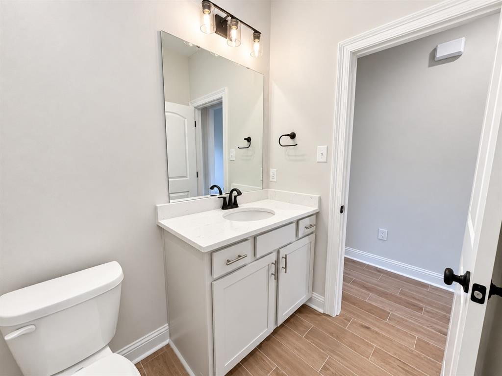 5033 Falcon Bay Drive Property Photo 9