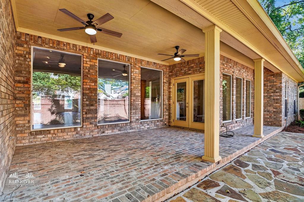 9108 Colonial Gardens Property Photo 30