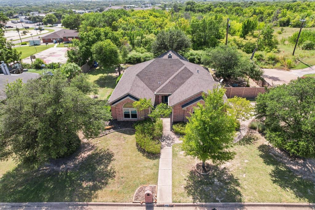 400 Rolling Hills Drive Property Photo 1