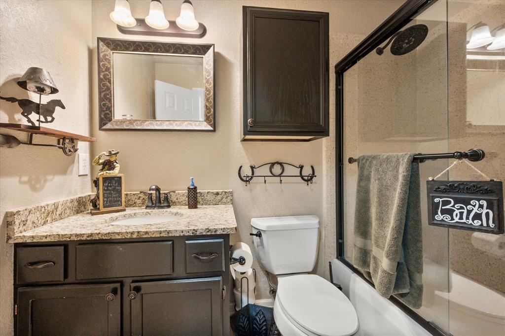 400 Rolling Hills Drive Property Photo 21