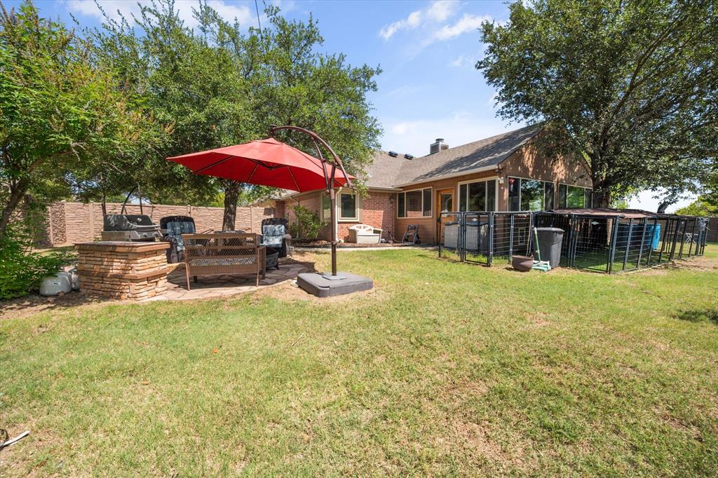 400 Rolling Hills Drive Property Photo 27