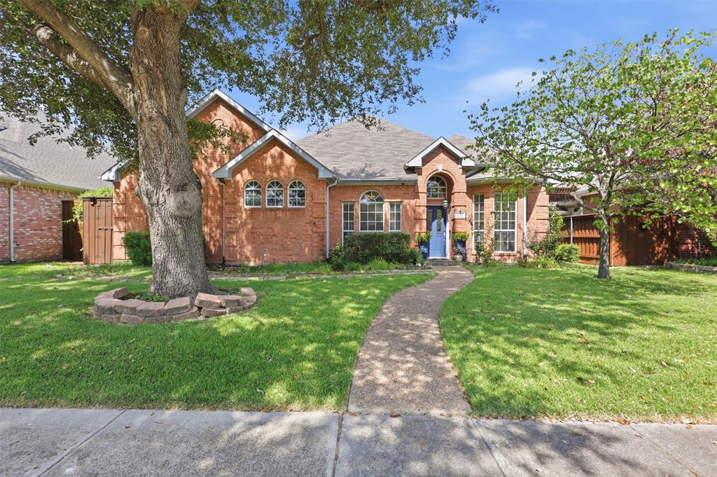 5205 Teddington Park Drive Property Photo 1