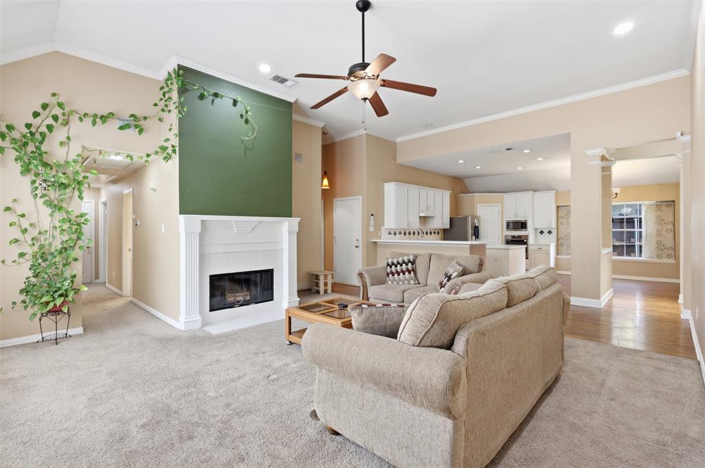 5205 Teddington Park Drive Property Photo 2
