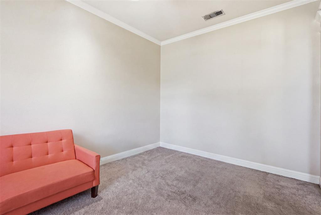 5205 Teddington Park Drive Property Photo 13