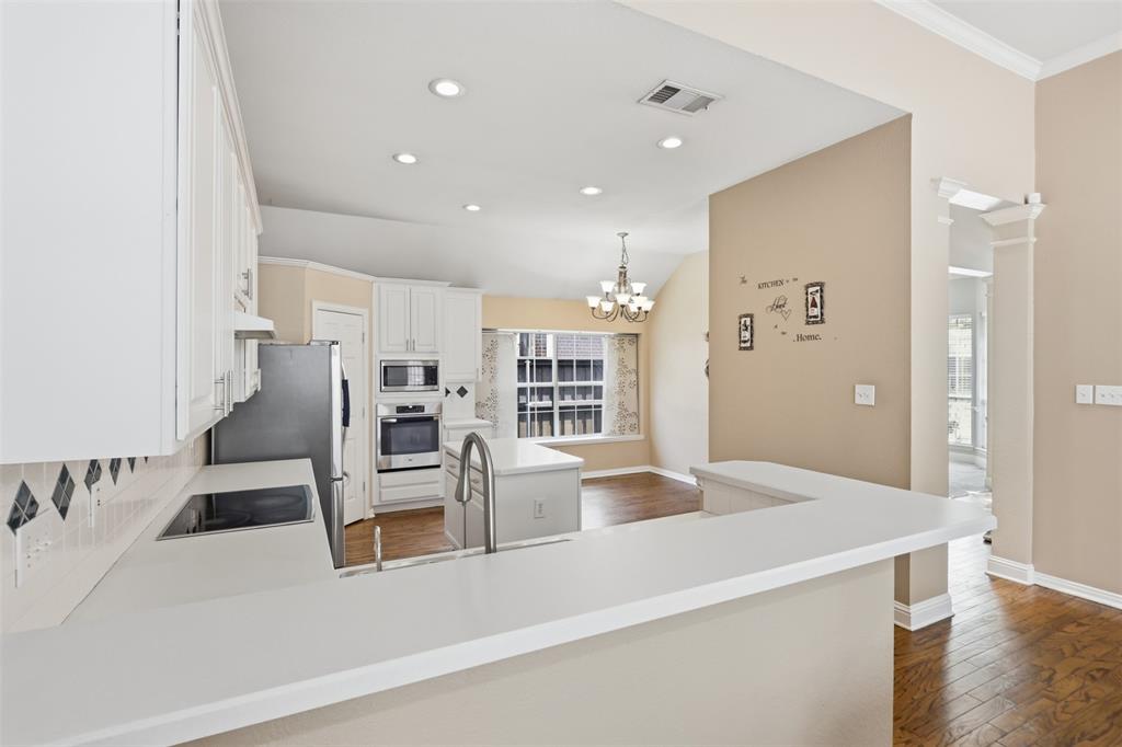 5205 Teddington Park Drive Property Photo 18